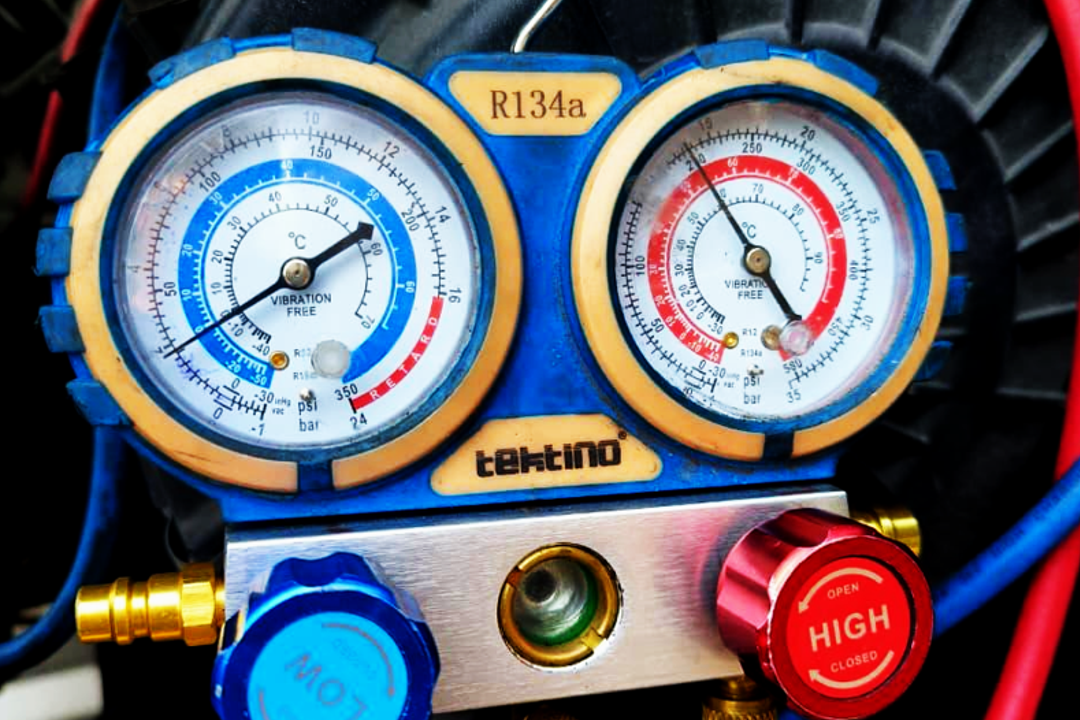 AC Mobil Sering Isi Freon Tetapi Tidak Dingin Lagi? Cek Biang Kerok Tersembunyi Ini!